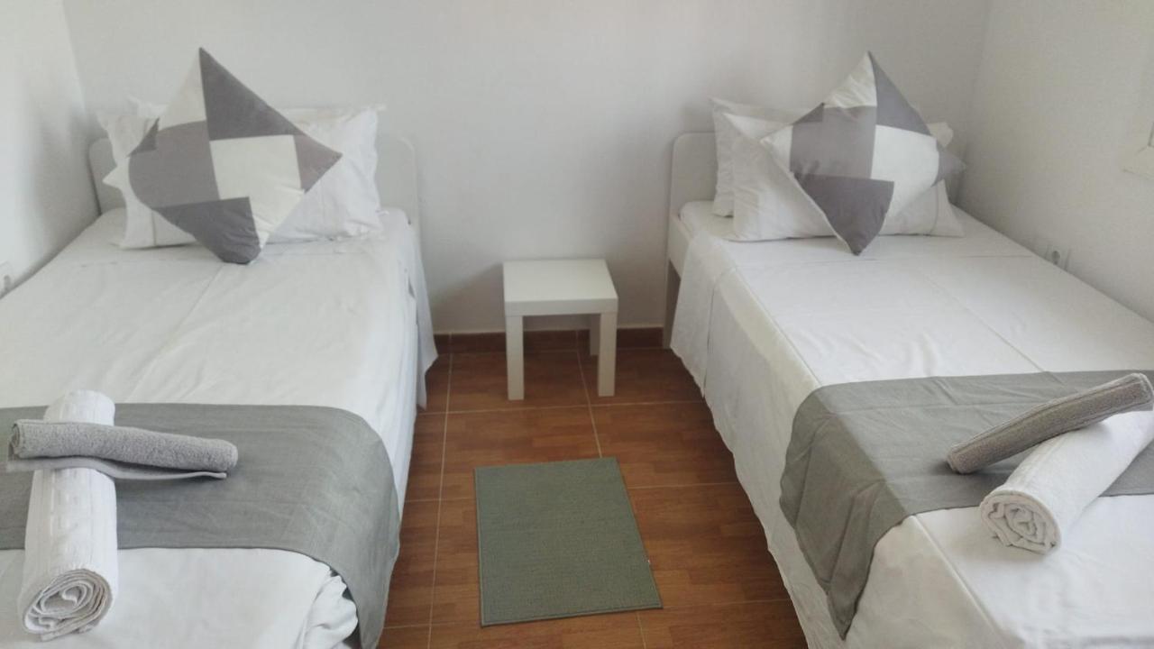 Tropical Suite เบนัลมาเดนา ภายนอก รูปภาพ